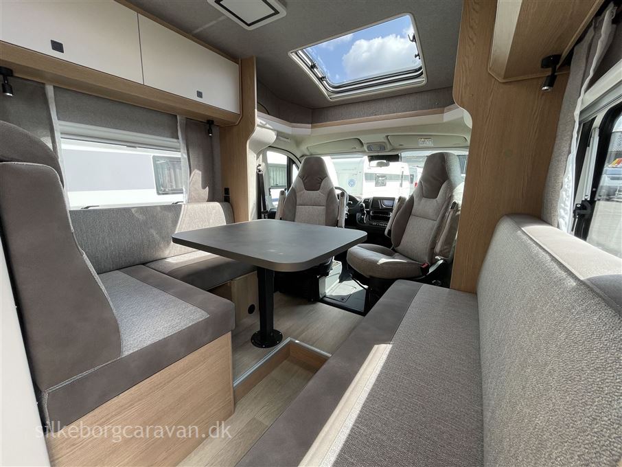 Hobby Ontour T 700 F aut.